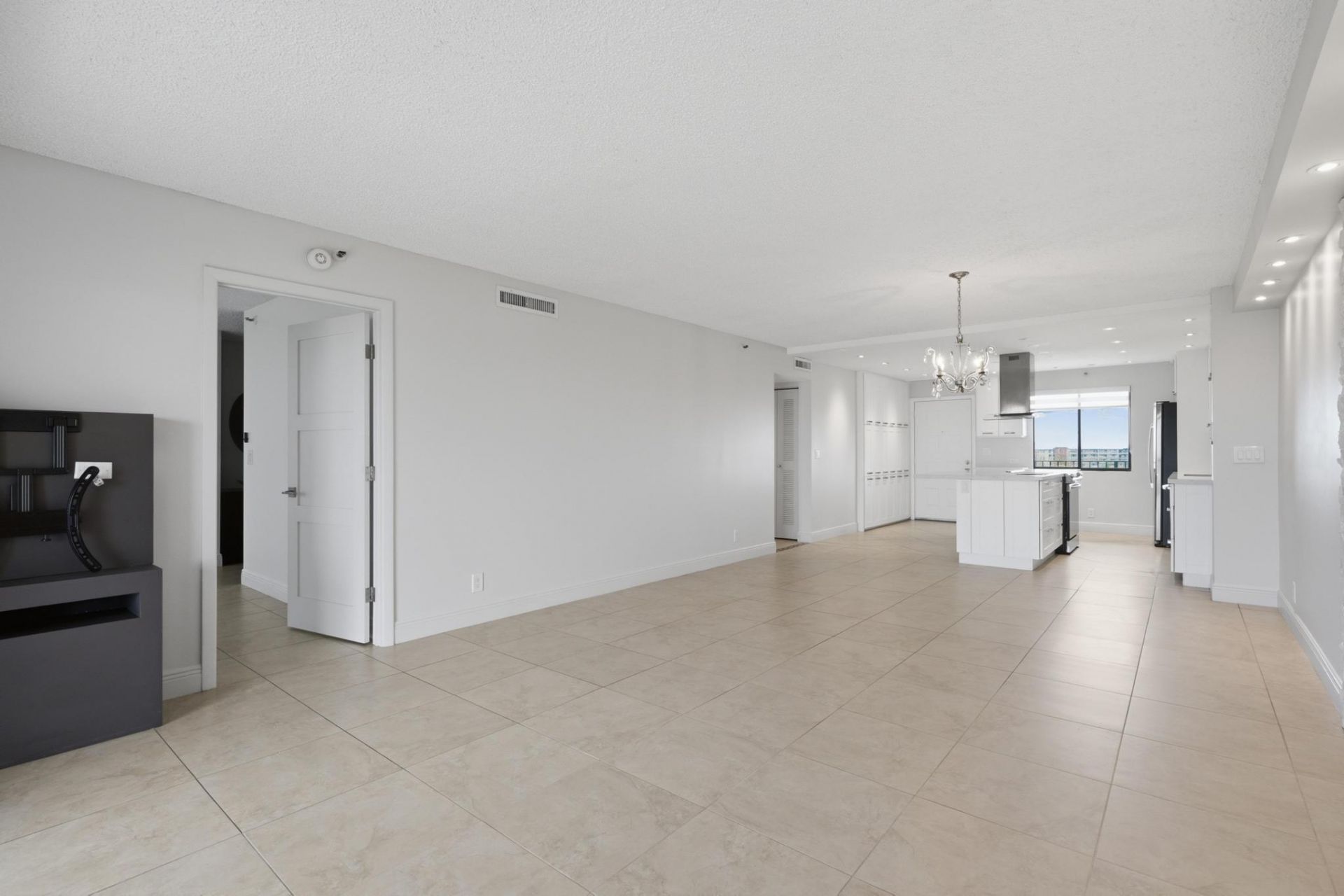 2215 Cypress Island Drive, Unit 906, Pompano Beach, FL 33069 Photo