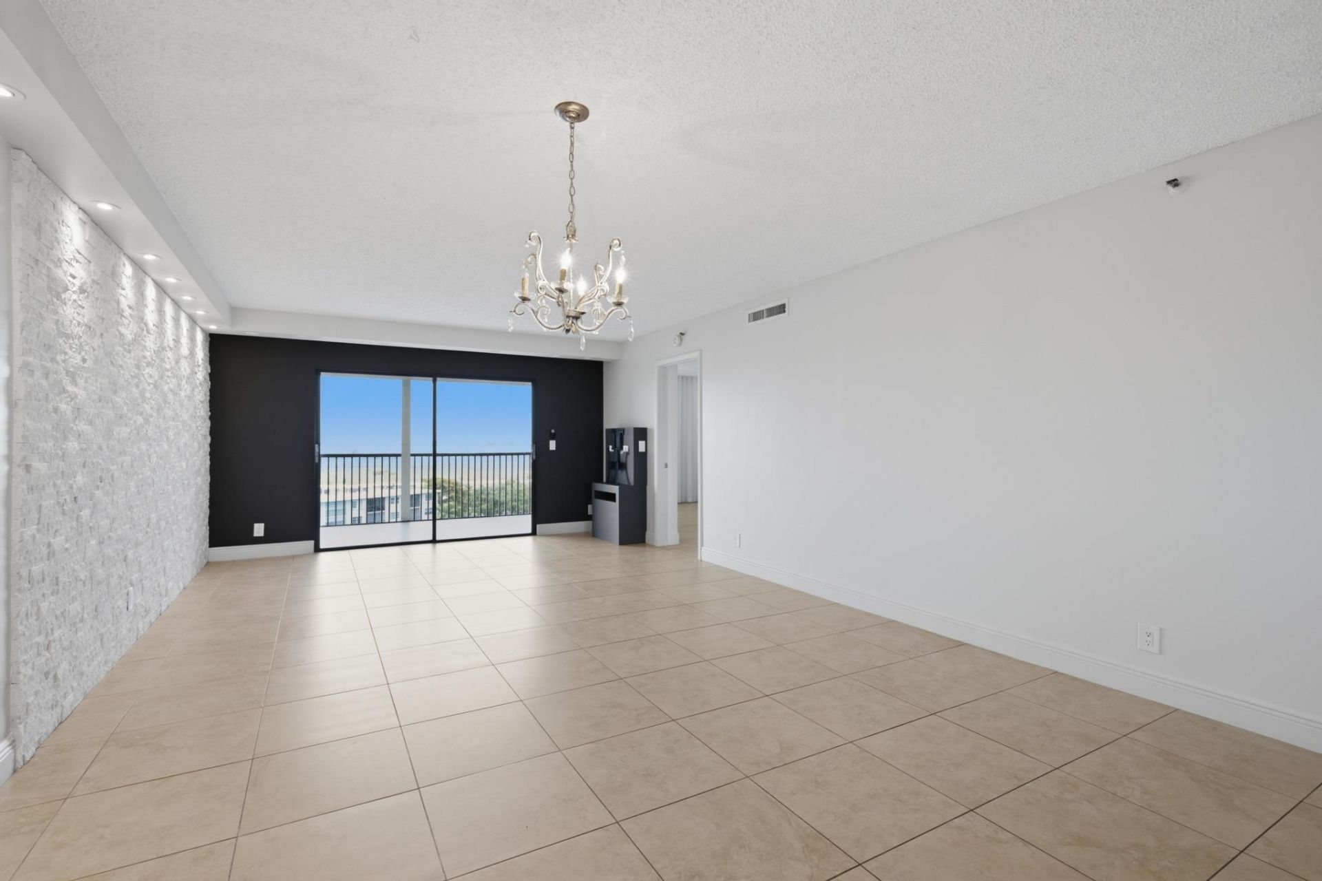 2215 Cypress Island Drive, Unit 906, Pompano Beach, FL 33069 Photo