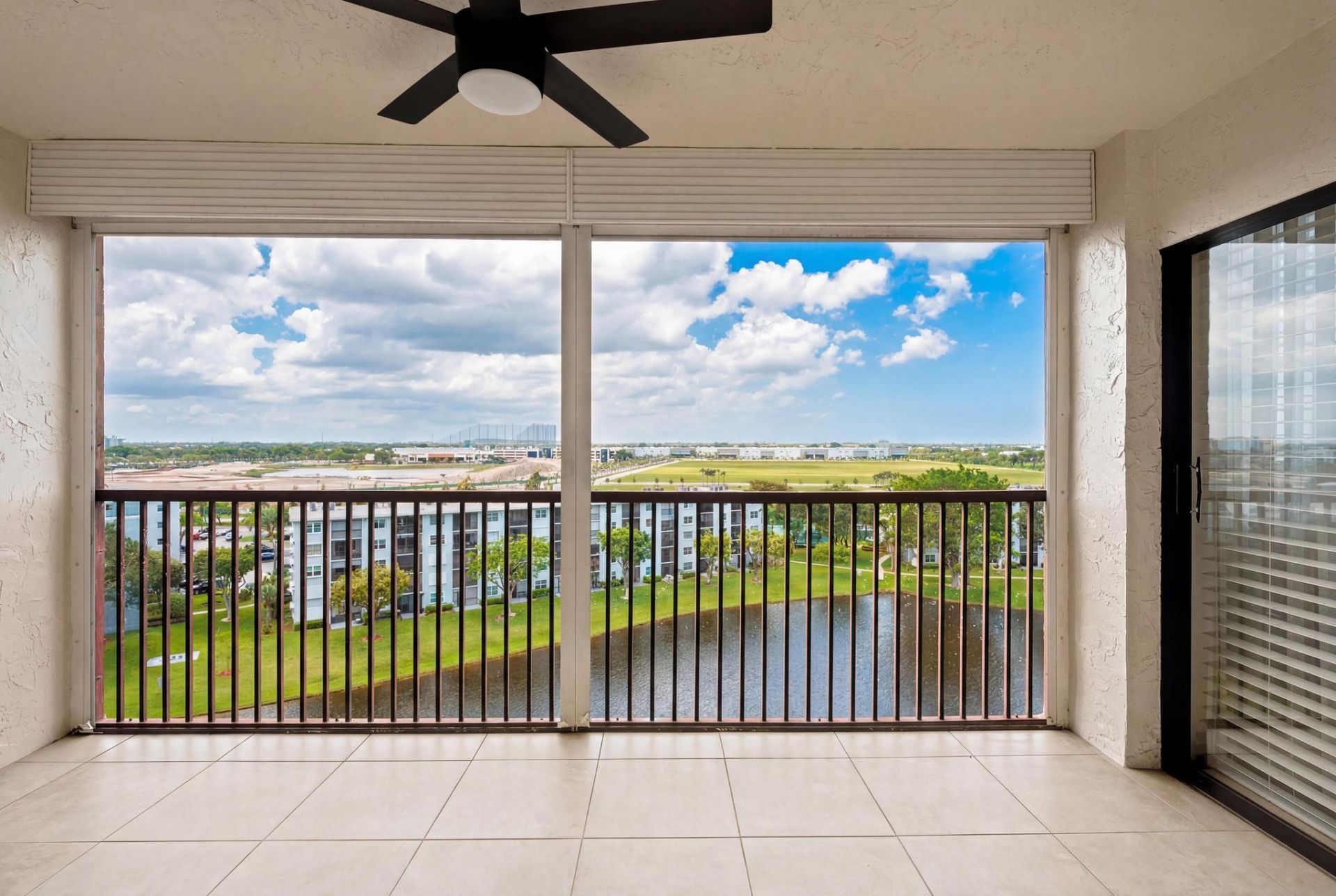 2215 Cypress Island Drive, Unit 906, Pompano Beach, FL 33069 Photo