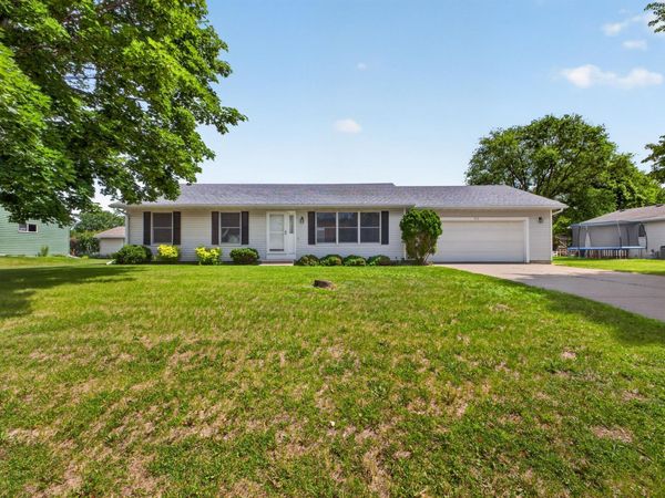 919 Sycamore Street, Lake City, MN 55041