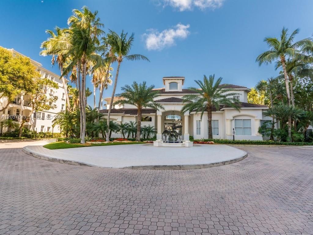 3255 NE 184th St , Unit 12303, Aventura, FL 33160 Photo