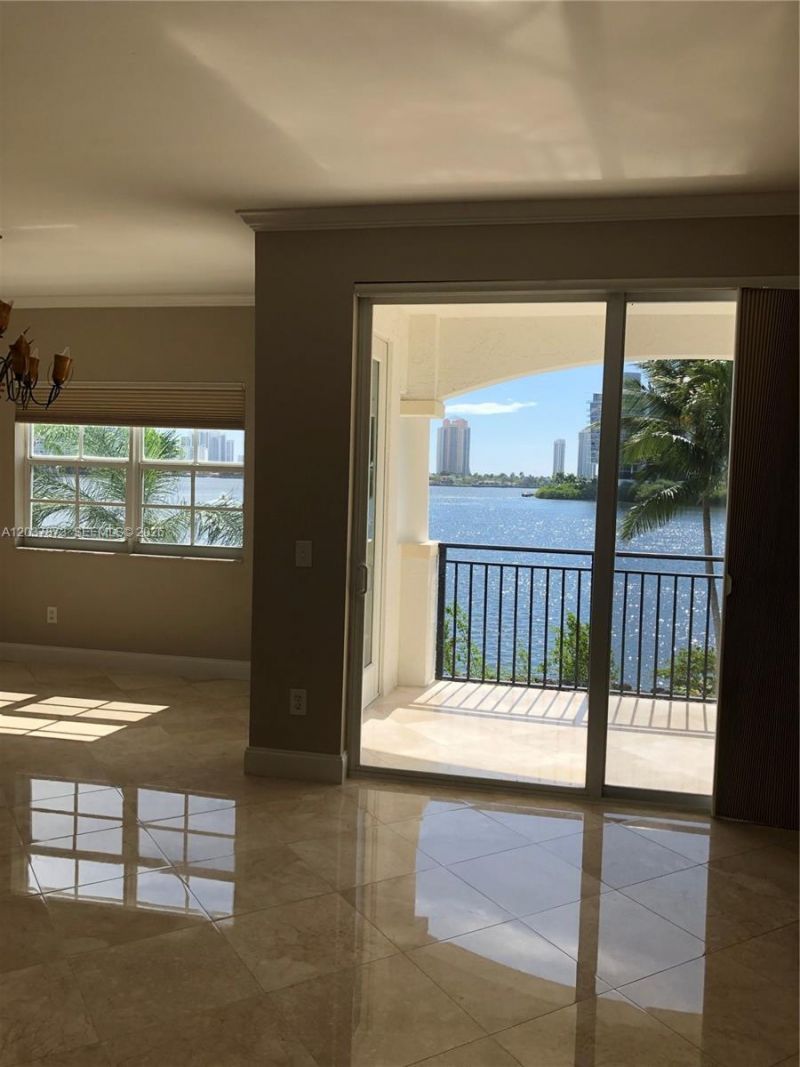 3255 NE 184th St , Unit 12303, Aventura, FL 33160 Photo