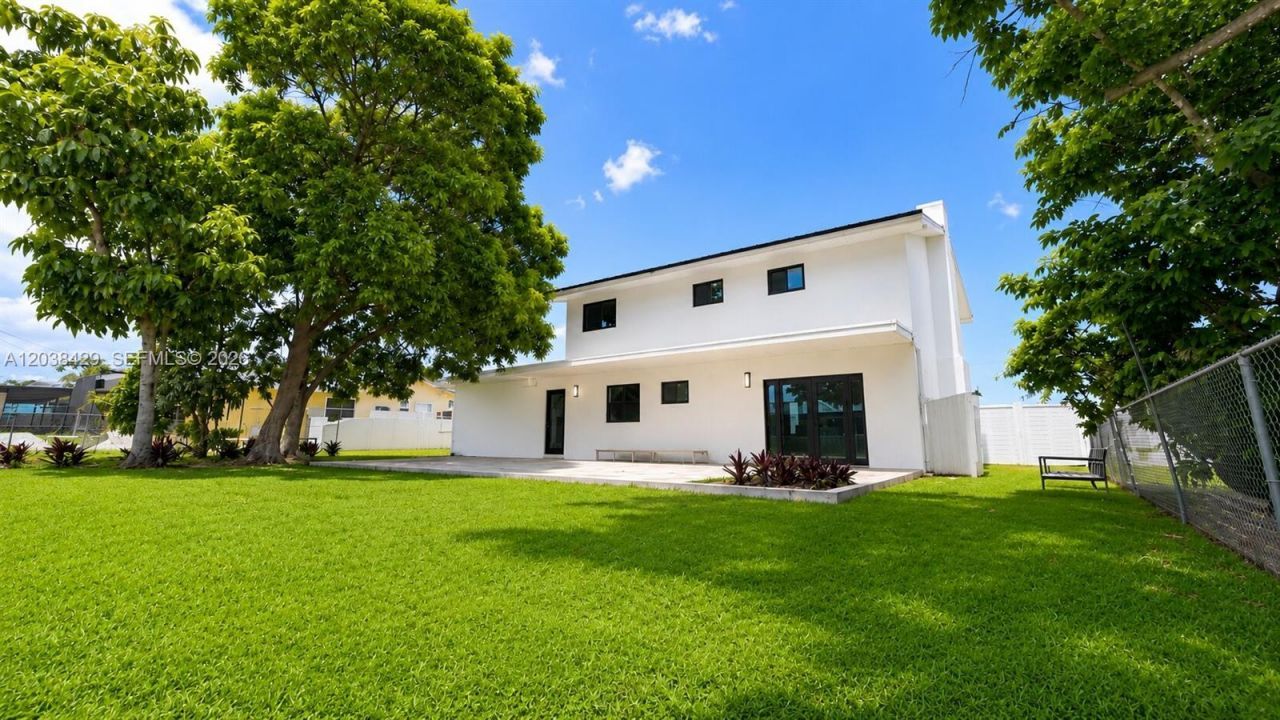 Please Call For Address, Miami, FL 33157 Photo