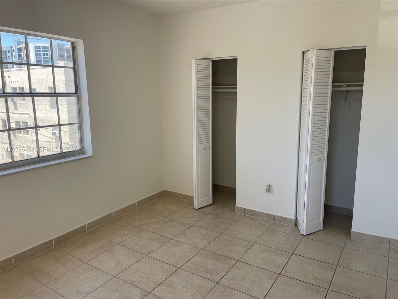 1043 NW 2nd St , Unit 14, Miami, FL 33128 Photo