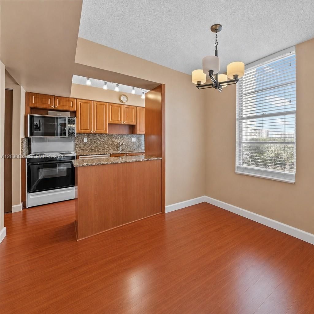 230 174th St , Unit 404, Sunny Isles Beach, FL 33160 Photo