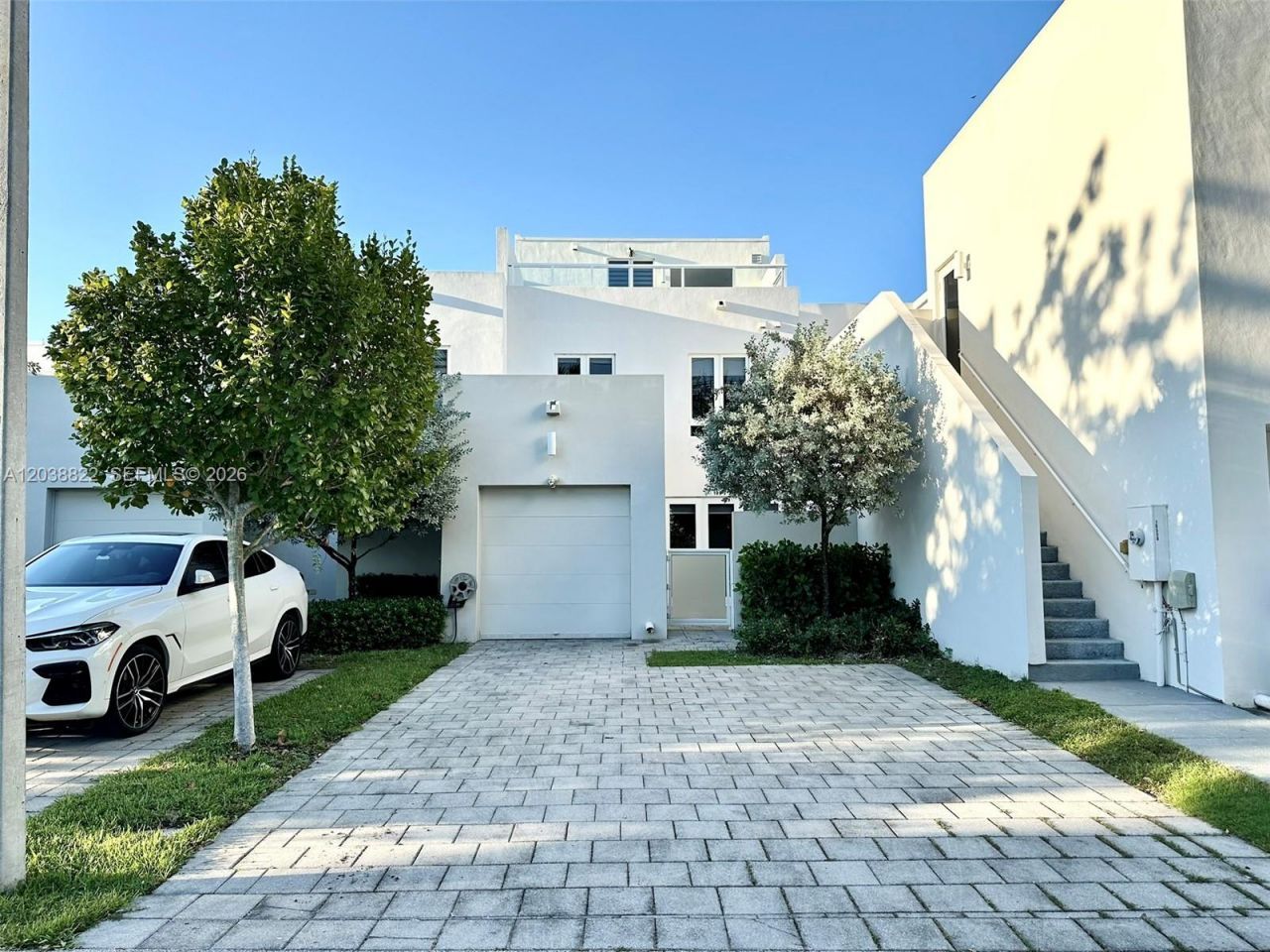 10560 NW 63rd Ter , Doral, FL 33178 Photo