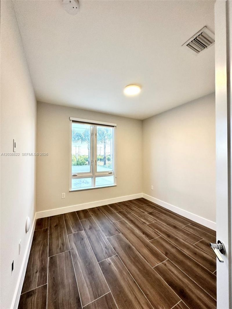 10560 NW 63rd Ter , Doral, FL 33178 Photo