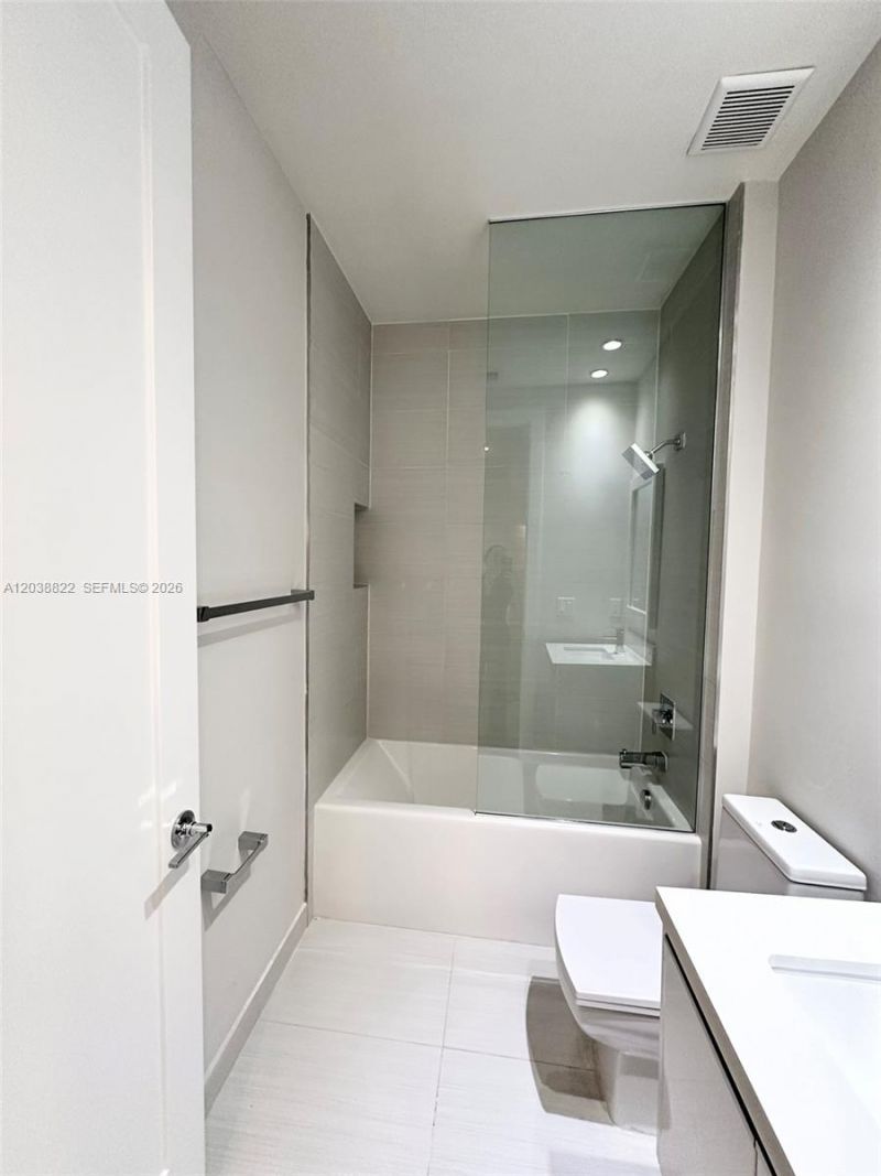 10560 NW 63rd Ter , Doral, FL 33178 Photo