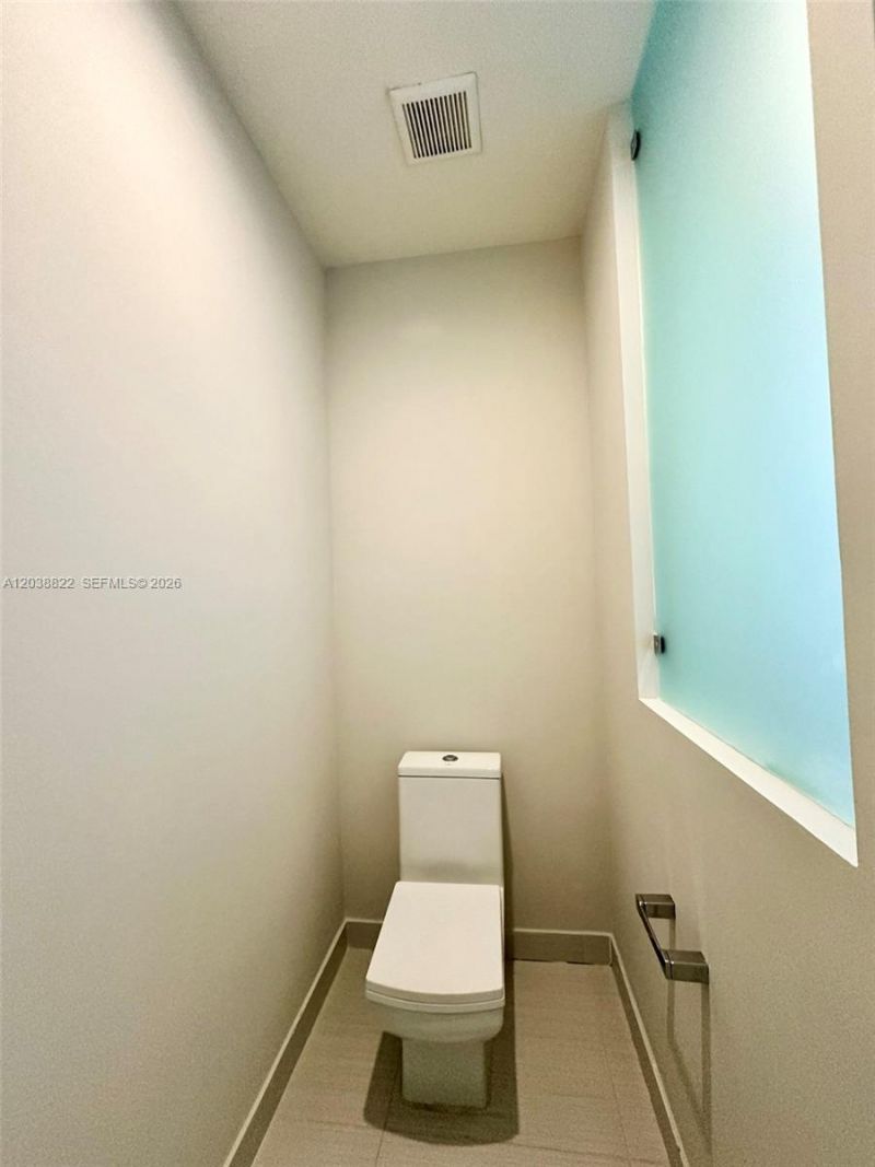 10560 NW 63rd Ter , Doral, FL 33178 Photo
