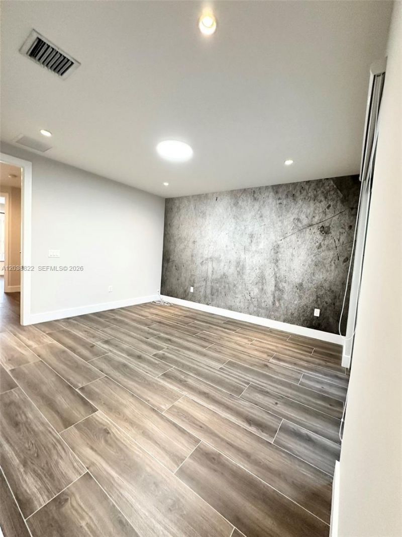 10560 NW 63rd Ter , Doral, FL 33178 Photo