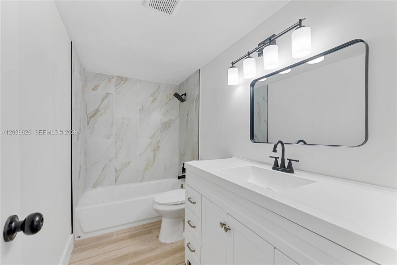10261 NW 35th St , Unit 10, Coral Springs, FL 33065 Photo