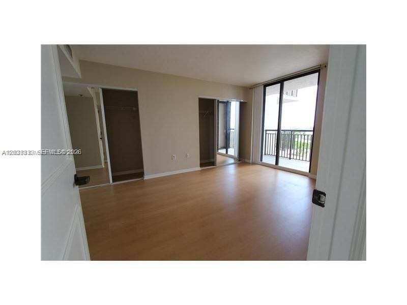 540 Brickell Key Dr, Unit 918, Miami, FL 33131 Photo