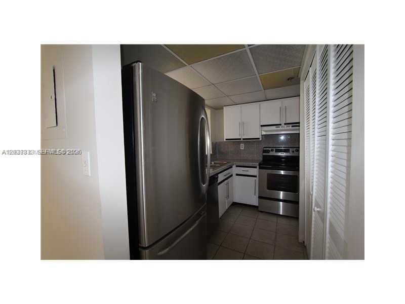 540 Brickell Key Dr, Unit 918, Miami, FL 33131 Photo