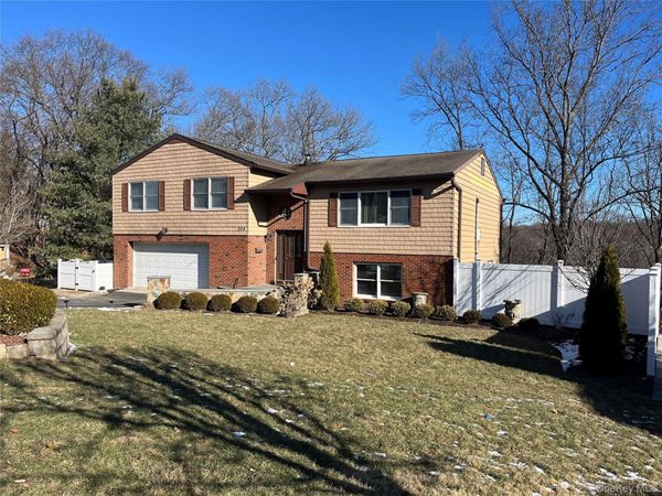254 Park Avenue , West Harrison, NY 10604