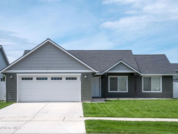 3885 N Pradera LN , Post Falls, ID 83854