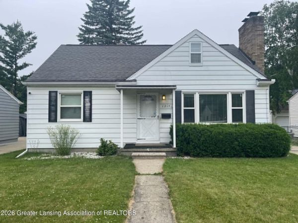 1217 N Hayford Avenue, Lansing, MI 48912
