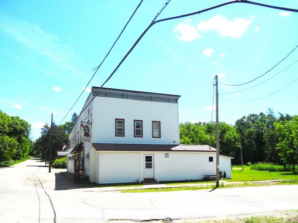 259 W Lohrville Avenue, Redgranite, WI 54970