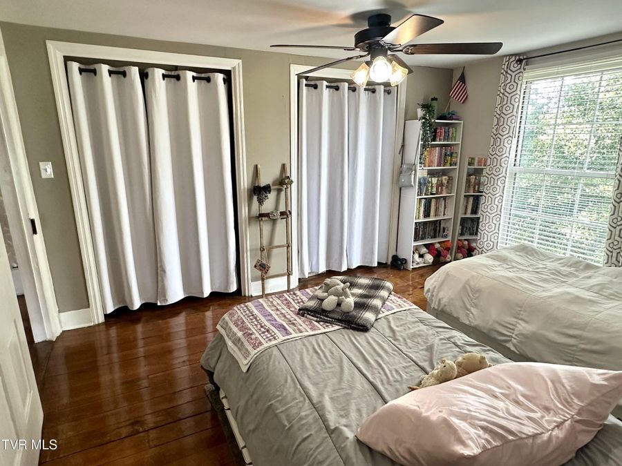 Property Image 36