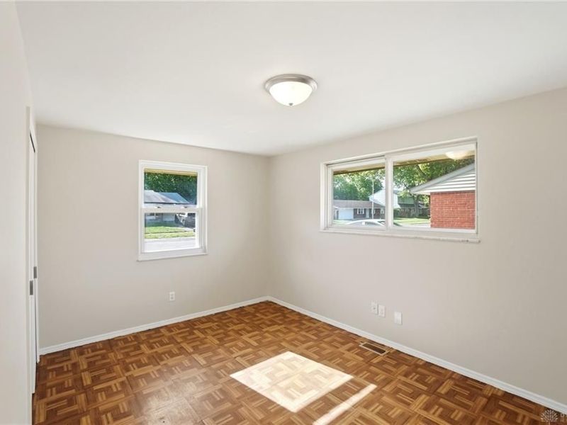 7329 Kirkview Drive, Huber Heights, OH 45424 Photo 21