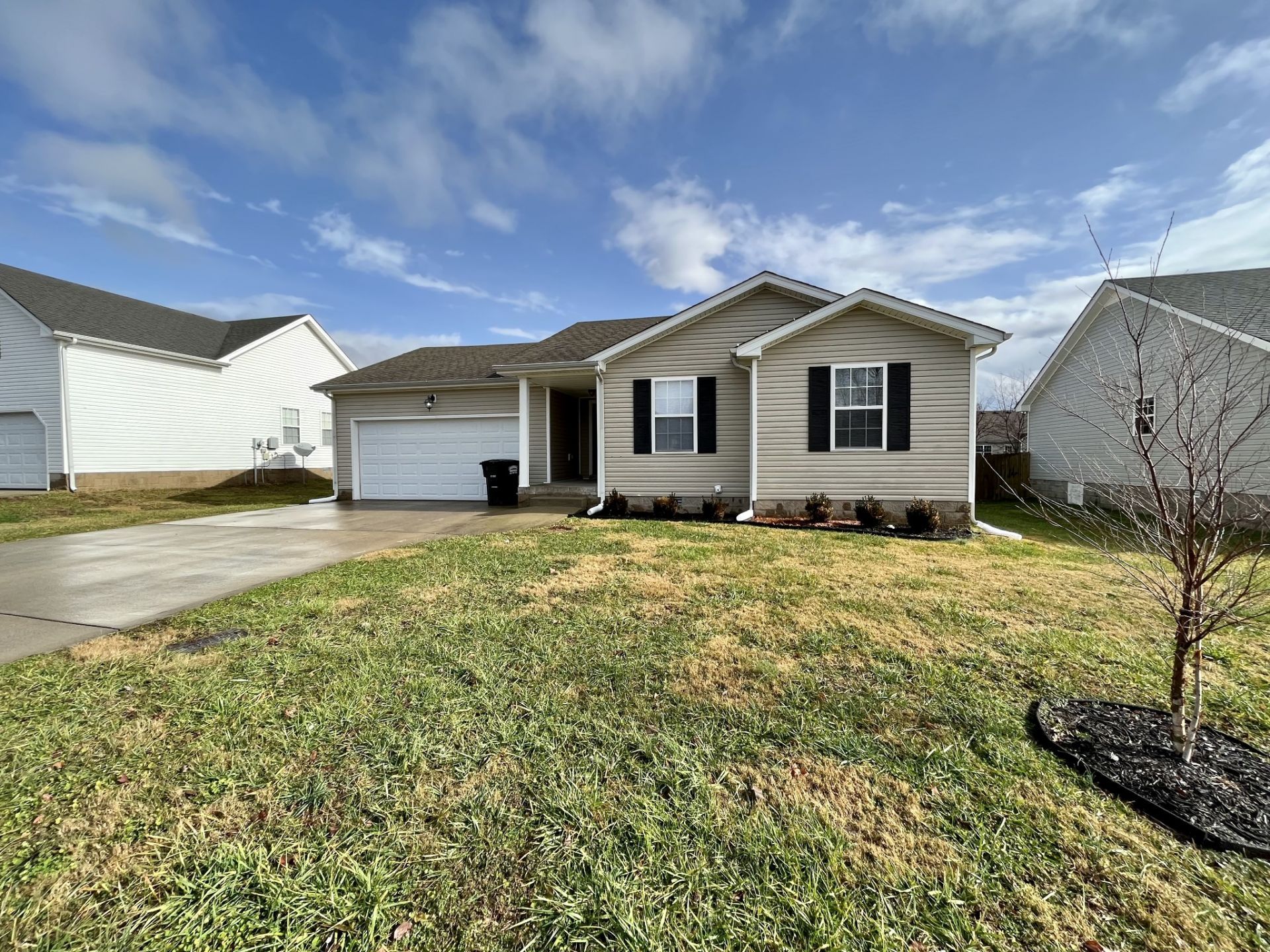 3643 Cindy Jo Dr S, Clarksville, TN 37040 Main Photo