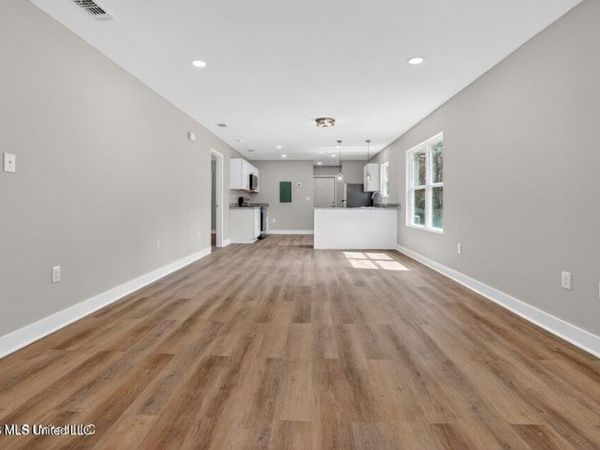 7247 Smith Street, Bay Saint Louis, MS 39520