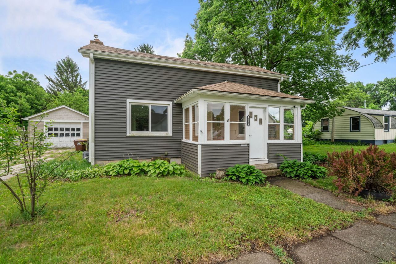 336 W Menomonie Street , Belvidere, IL 61008 Main Photo