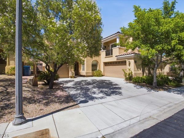 9336 White Waterfall Avenue, Las Vegas, NV 89149