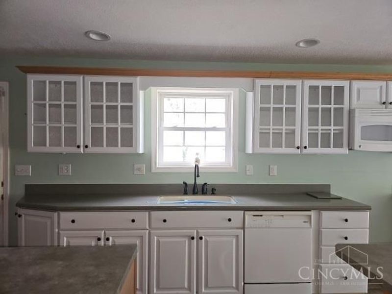 100 Thomas Stone Road, Peebles, OH 45660 Photo 9
