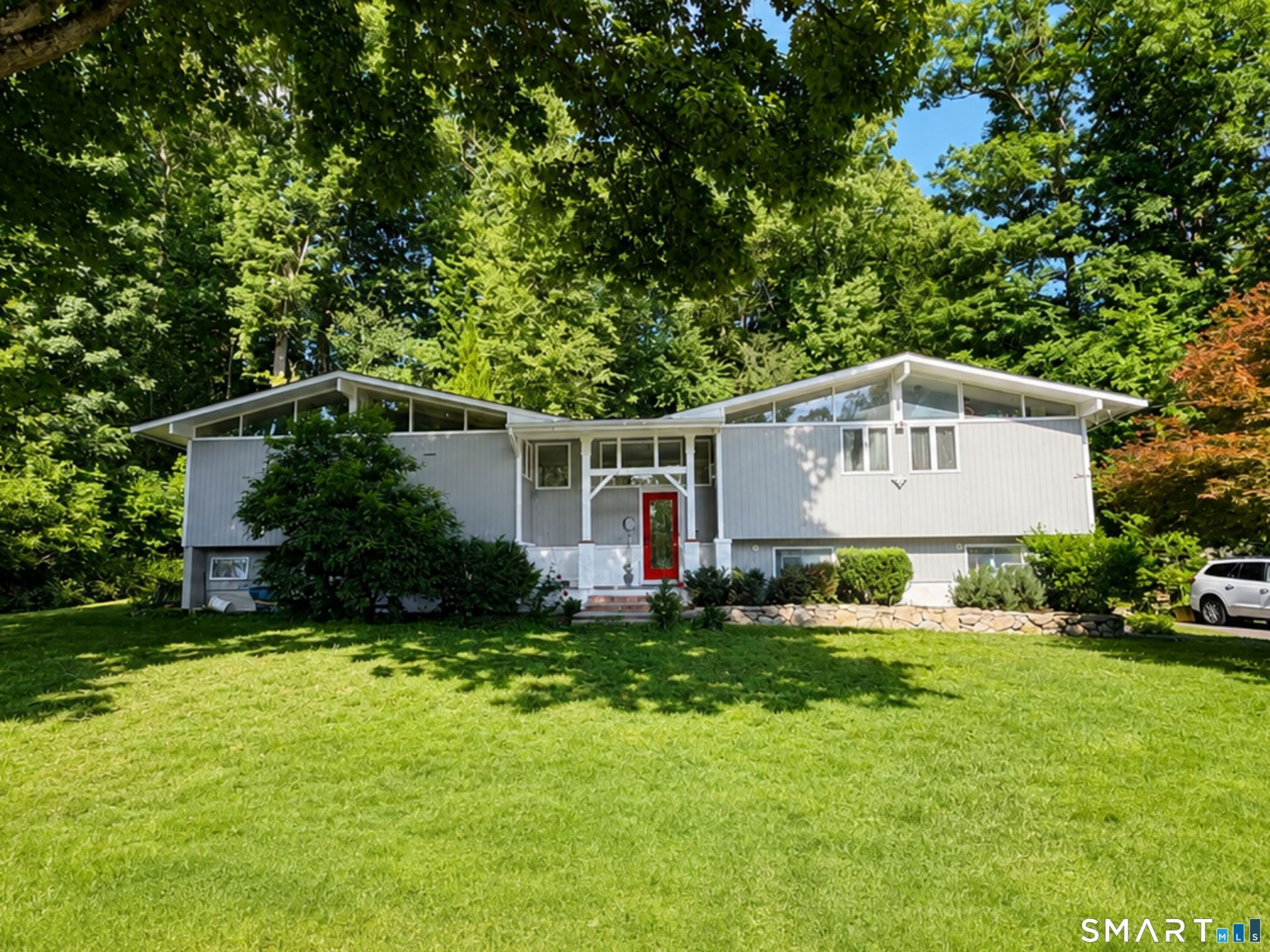1 Bayberry, Brookfield, CT 06804 Main Photo