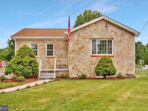 906 HAMMONDS LANE, BALTIMORE, MD 21225