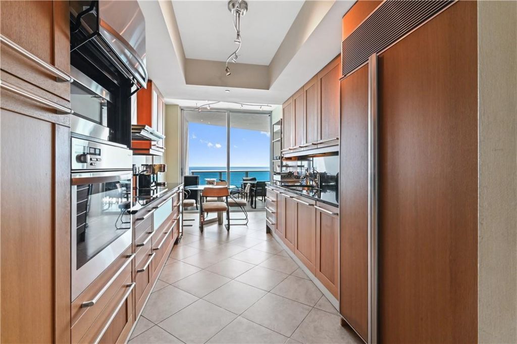 1600 S Ocean Boulevard, Unit 902, Lauderdale by the Sea, FL 33062 Photo