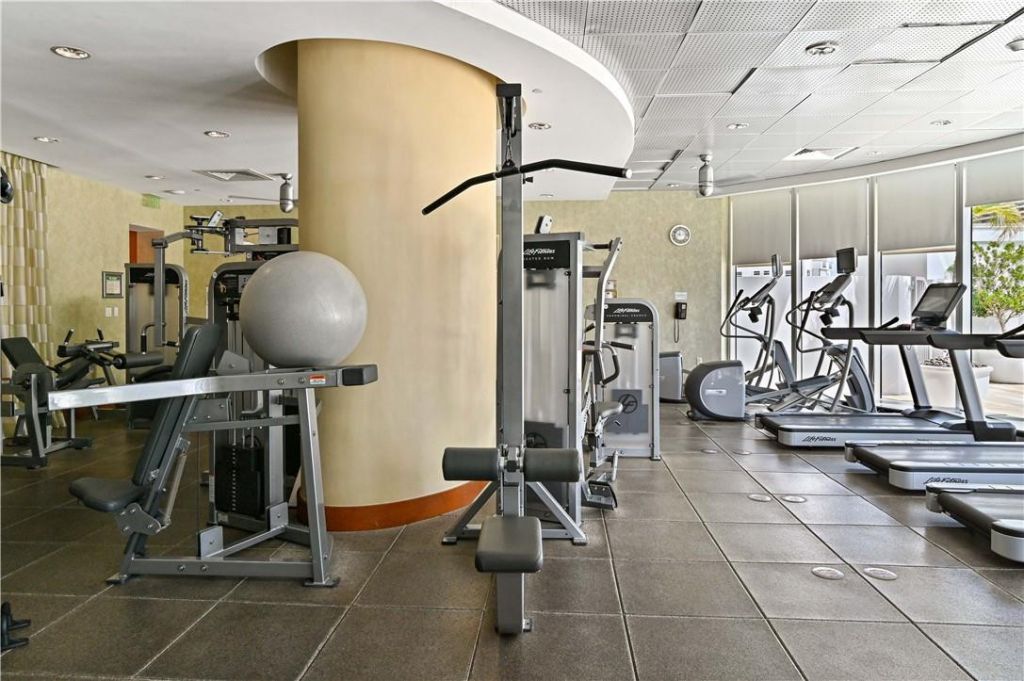 1600 S Ocean Boulevard, Unit 902, Lauderdale by the Sea, FL 33062 Photo