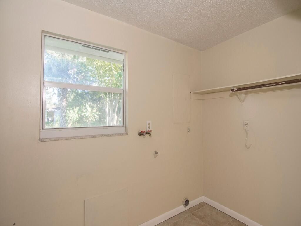 8604 Brookline Avenue, Fort Pierce, FL 34951 Photo