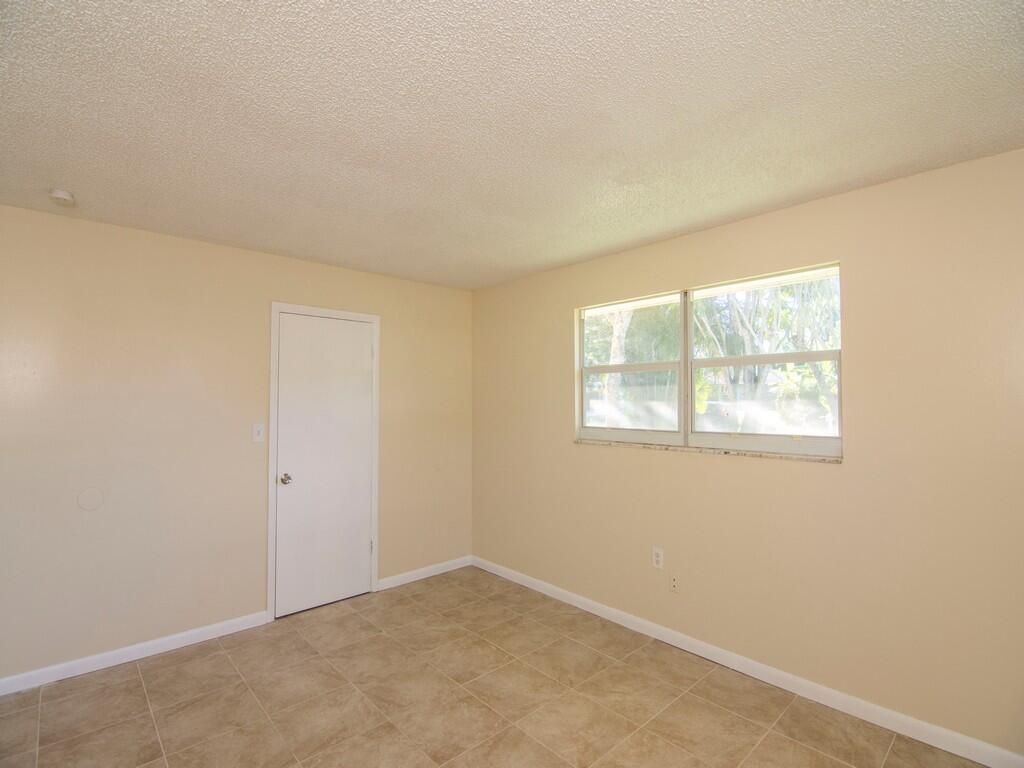 8604 Brookline Avenue, Fort Pierce, FL 34951 Photo