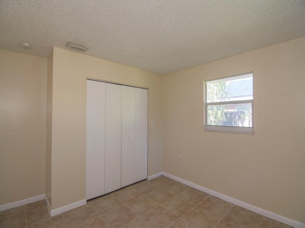 8604 Brookline Avenue, Fort Pierce, FL 34951 Photo