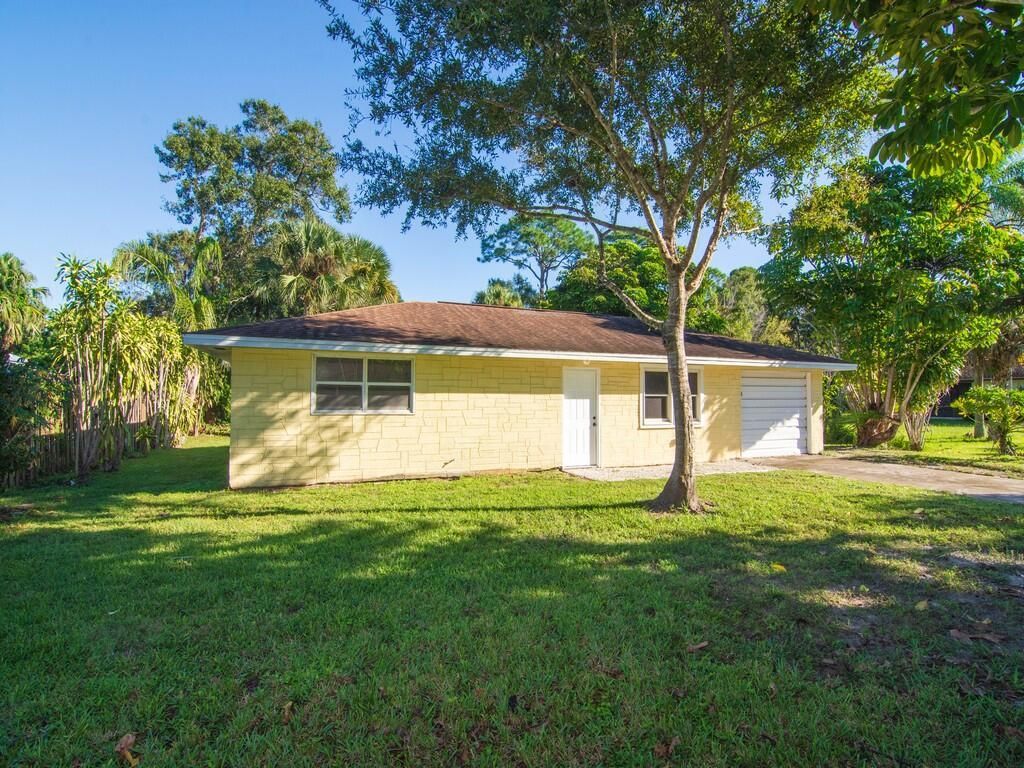 8604 Brookline Avenue, Fort Pierce, FL 34951 Photo
