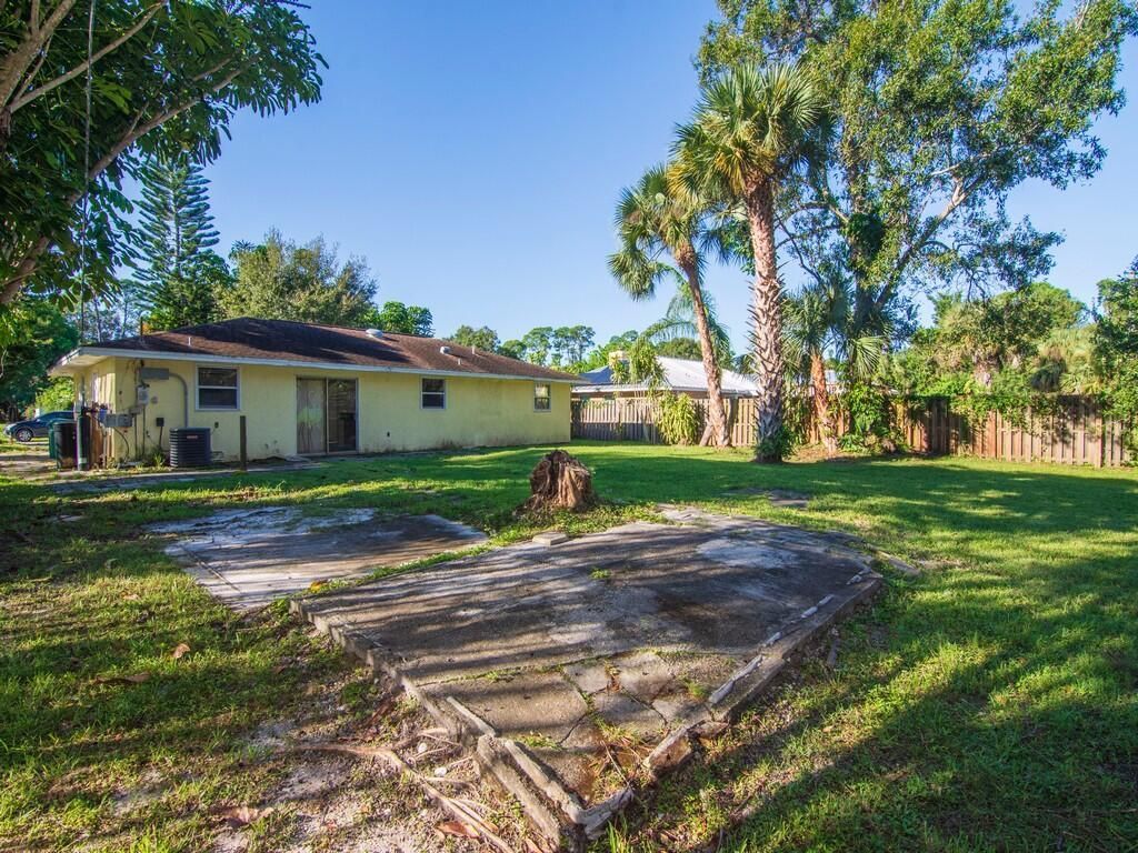 8604 Brookline Avenue, Fort Pierce, FL 34951 Photo