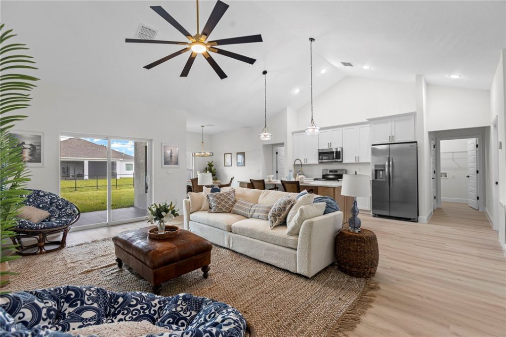 8536 96th Court , Vero Beach, FL 32967 Photo