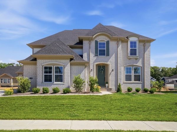 1326 Blueberry, Grove City, OH 43123