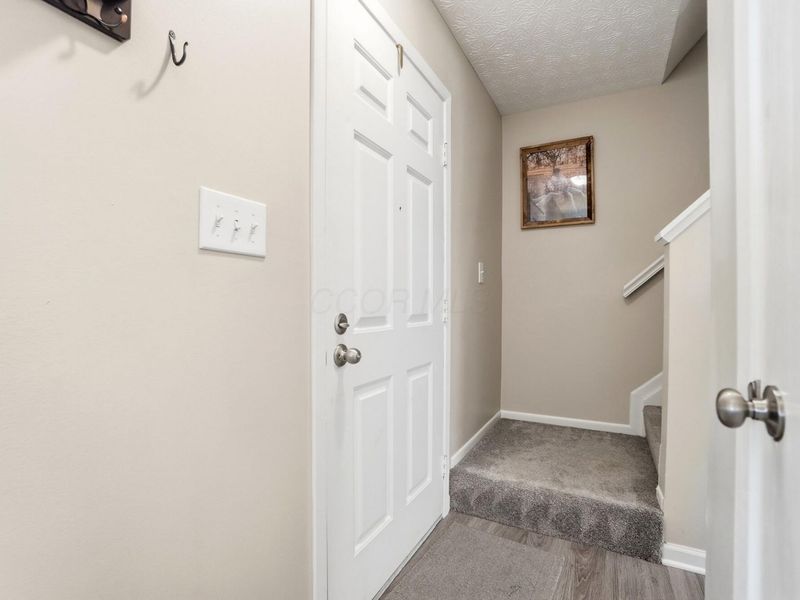 1191 Tranquil Drive, Columbus, OH 43085 Photo 6
