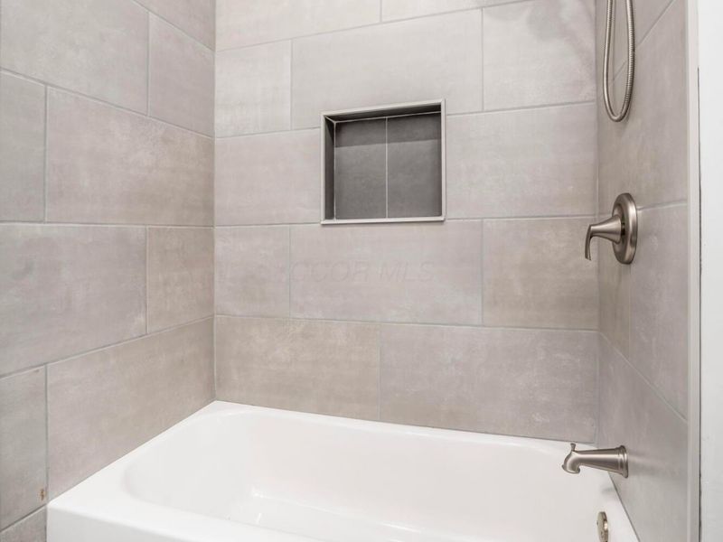 3351 Georgesville Wrightsville Road, Grove City, OH 43123 Photo 35