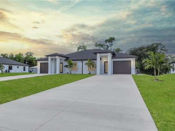 329/331 Grant BLVD, LEHIGH ACRES, FL 33974