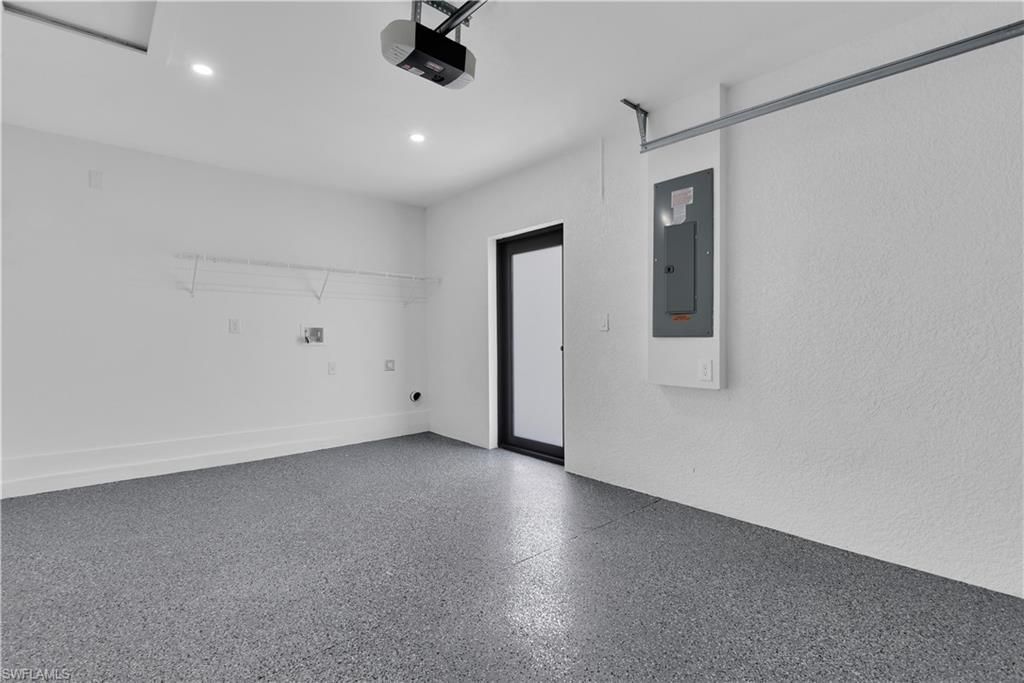 329/331 Grant Blvd, Lehigh Acres, FL 33974 Photo