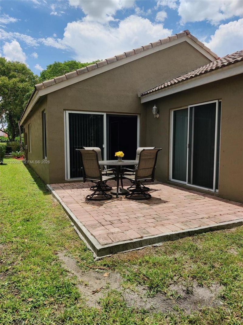4315 Greenbriar Ln , Weston, FL 33331 Photo
