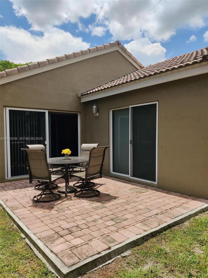 4315 Greenbriar Ln , Weston, FL 33331 Photo
