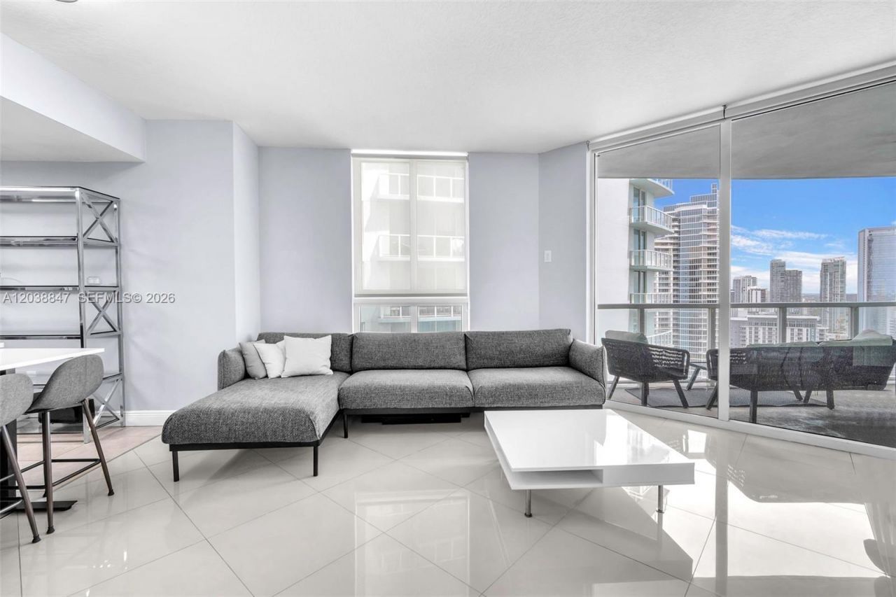 1900 N Bayshore Dr, Unit 3610, Miami, FL 33132 Photo