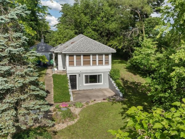 56040 River Heights, Elkhart, IN 46516