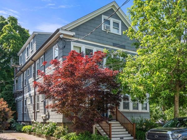 116-118 Fayerweather St, Unit 1, Cambridge, MA 02138