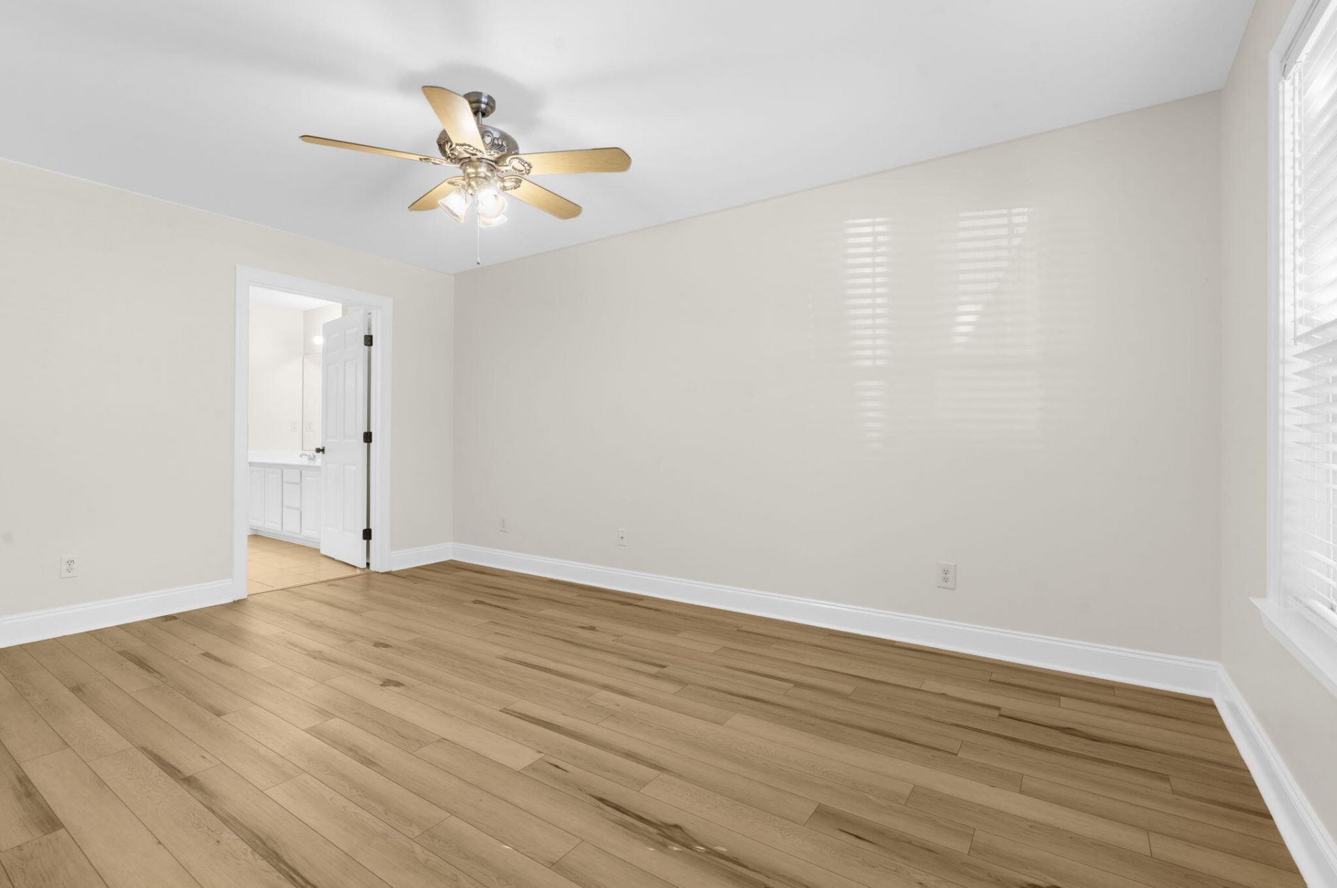 1677 Lauda Drive Photo 15