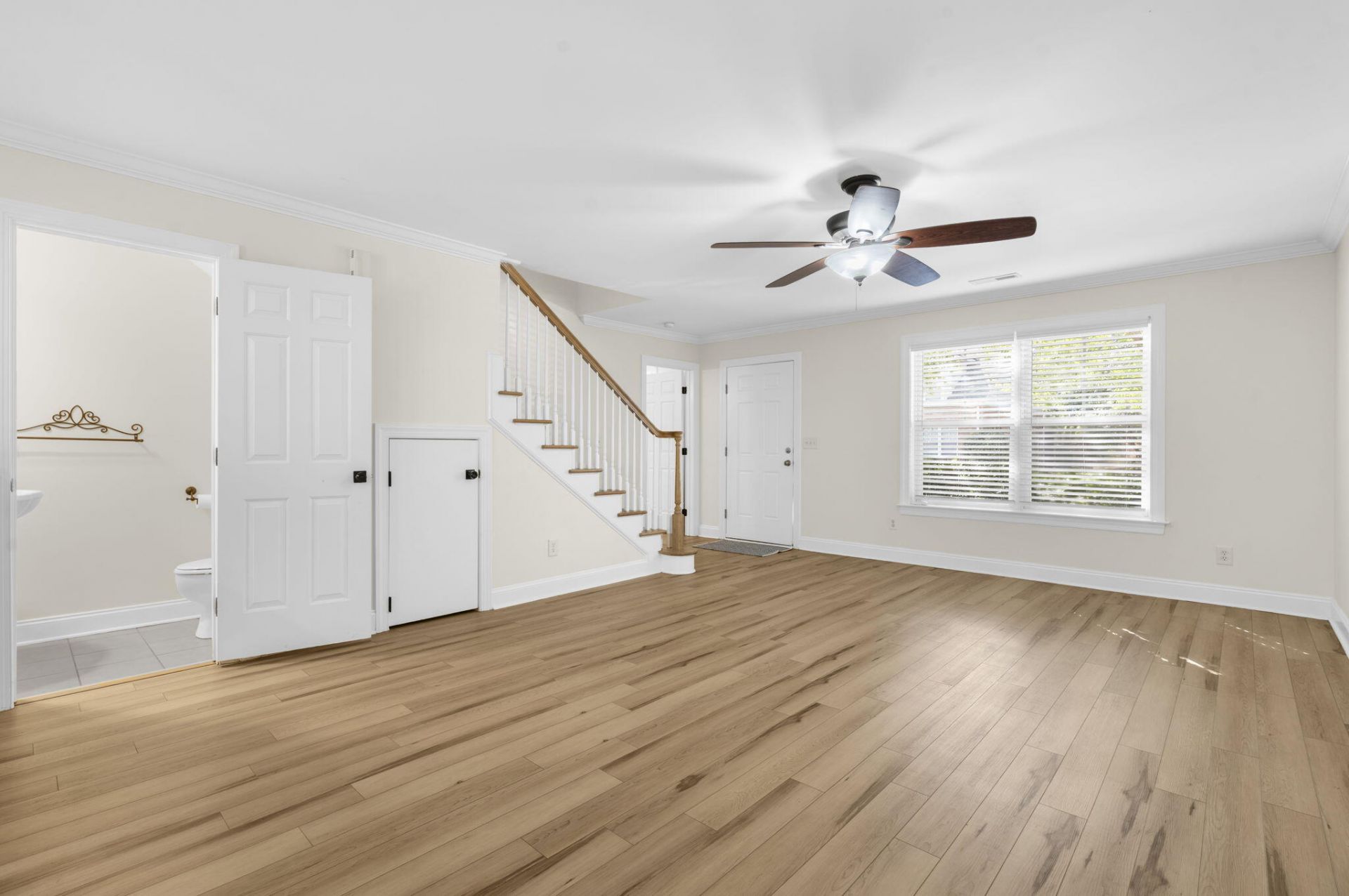 1677 Lauda Drive Photo 6
